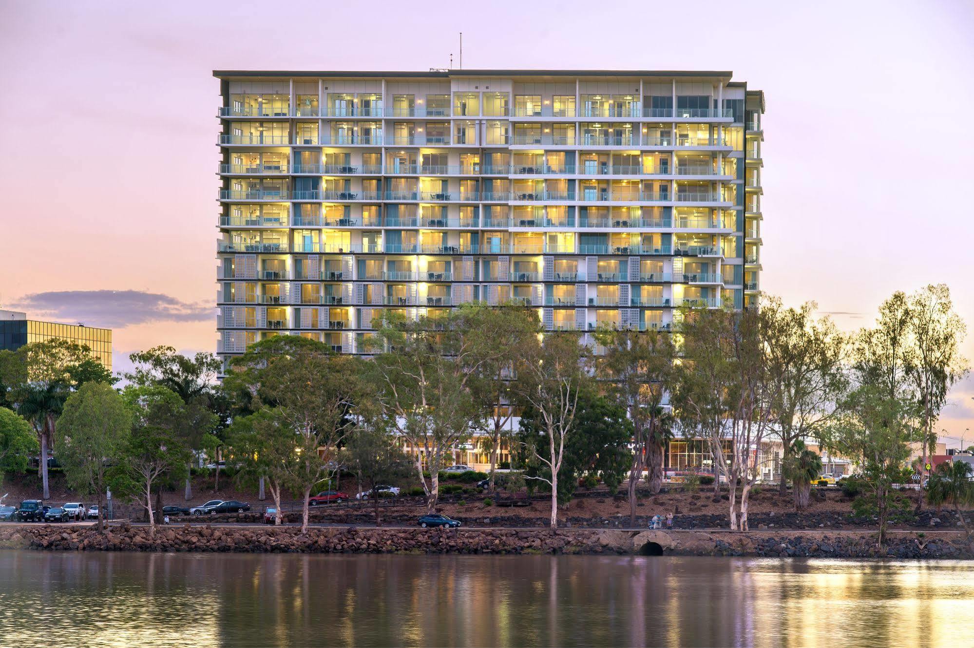 Empire Apartment Hotel Rockhampton Exteriér fotografie
